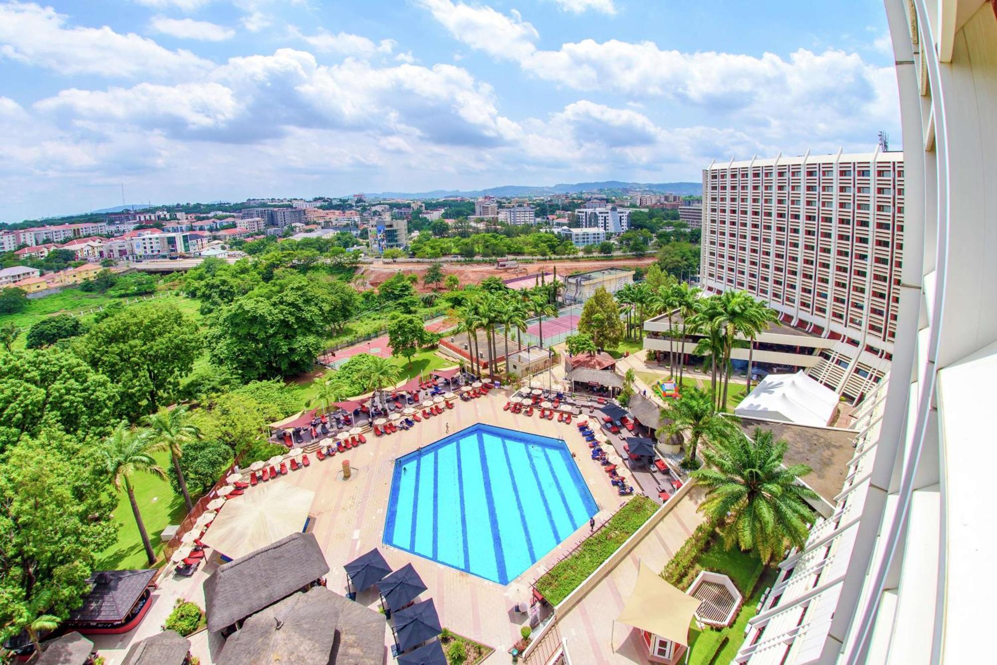 Transcorp Hilton Abuja Hotel Exterior foto